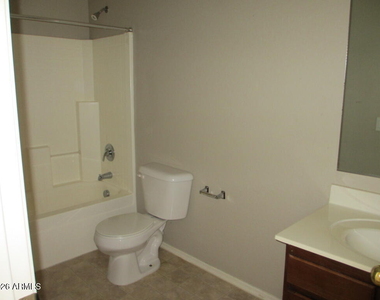 12926 W Fleetwood Lane - Photo Thumbnail 6
