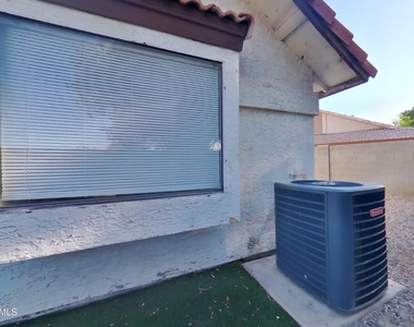 7127 W Mcrae Way - Photo Thumbnail 17