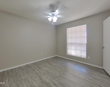 7127 W Mcrae Way - Photo Thumbnail 11