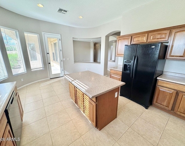 33007 N 23rd Avenue - Photo Thumbnail 21