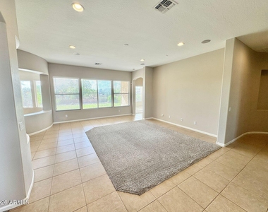 33007 N 23rd Avenue - Photo Thumbnail 7