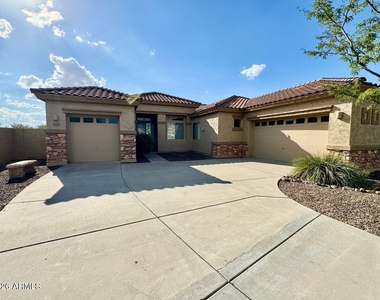 33007 N 23rd Avenue - Photo Thumbnail 5