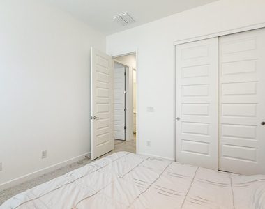2041 W Sierra Sunset Trail - Photo Thumbnail 23