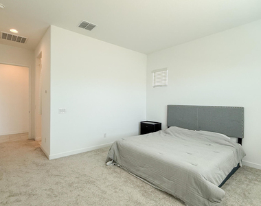 2041 W Sierra Sunset Trail - Photo Thumbnail 25