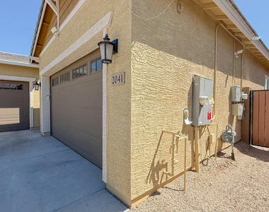 2041 W Sierra Sunset Trail - Photo Thumbnail 4