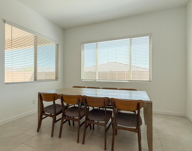 2041 W Sierra Sunset Trail - Photo Thumbnail 12