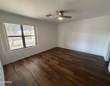 13825 W Ironwood Street - Photo Thumbnail 6