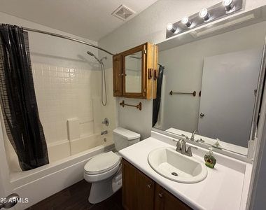 13825 W Ironwood Street - Photo Thumbnail 7