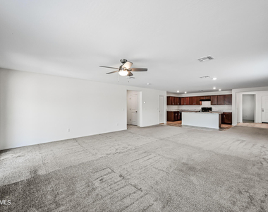25568 W Euclid Avenue - Photo Thumbnail 4