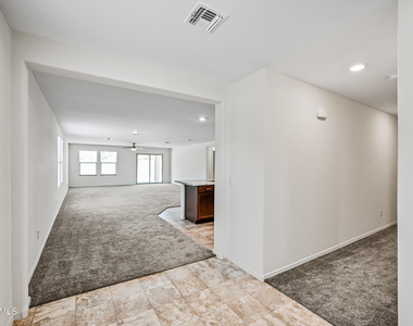 25568 W Euclid Avenue - Photo Thumbnail 1