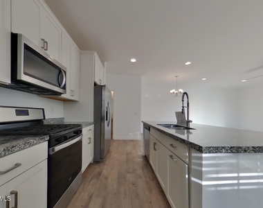 9322 E Solina Avenue - Photo Thumbnail 3
