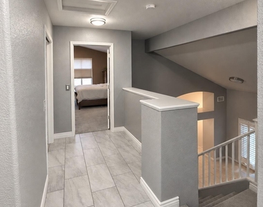 7389 W Tonopah Drive - Photo Thumbnail 7