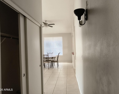 1161 W Elgin Street - Photo Thumbnail 19
