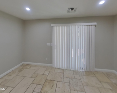7115 N 72nd Drive - Photo Thumbnail 12