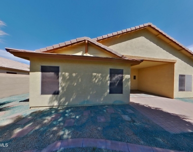 8529 W Hughes Drive - Photo Thumbnail 15