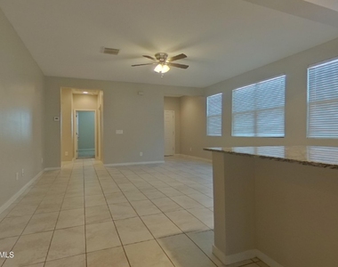2422 S 236th Drive - Photo Thumbnail 3