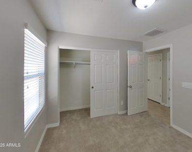 40260 W Hopper Drive - Photo Thumbnail 8