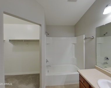 40260 W Hopper Drive - Photo Thumbnail 7