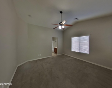 40260 W Hopper Drive - Photo Thumbnail 4