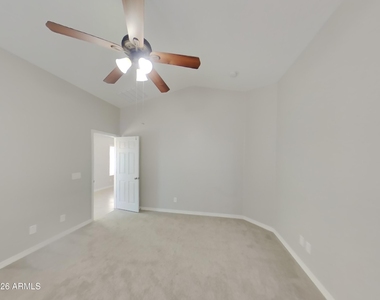 40260 W Hopper Drive - Photo Thumbnail 5