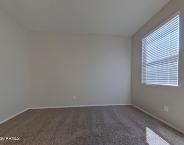30907 W Amelia Avenue - Photo Thumbnail 6