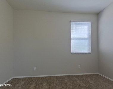 30907 W Amelia Avenue - Photo Thumbnail 11