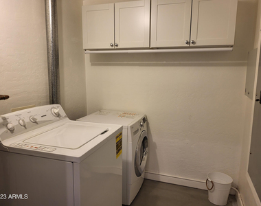 914 E Osborn Road - Photo Thumbnail 27