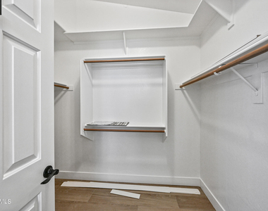 2463 N 138th Avenue - Photo Thumbnail 17