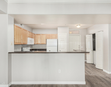19777 N 76th Street - Photo Thumbnail 2