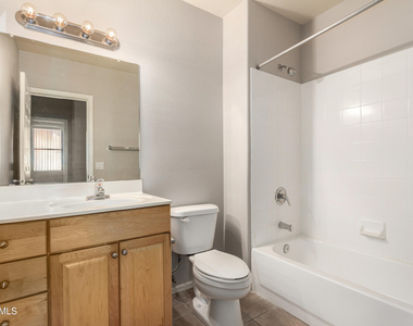19777 N 76th Street - Photo Thumbnail 11