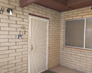 422 W Pebble Beach Drive - Photo Thumbnail 1