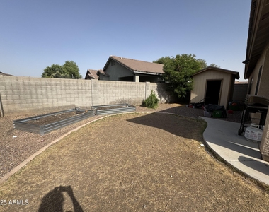 833 E Maddison Street - Photo Thumbnail 18