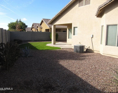 833 E Maddison Street - Photo Thumbnail 19