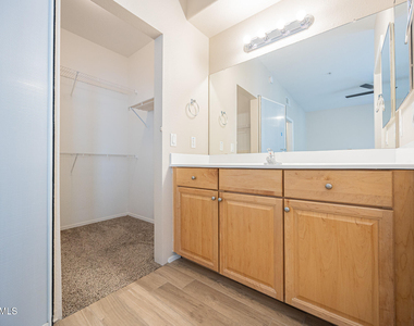 19777 N 76th Street - Photo Thumbnail 15
