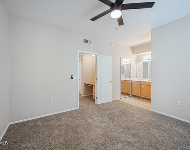 19777 N 76th Street - Photo Thumbnail 12