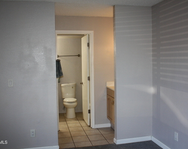 5236 W Peoria Avenue - Photo Thumbnail 13