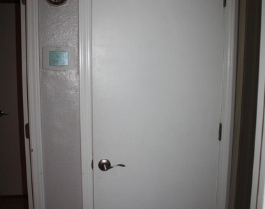 5236 W Peoria Avenue - Photo Thumbnail 16