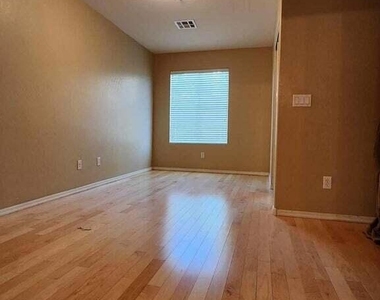 160 W Heather Court - Photo Thumbnail 13