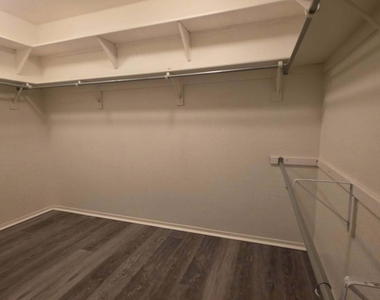 160 W Heather Court - Photo Thumbnail 16