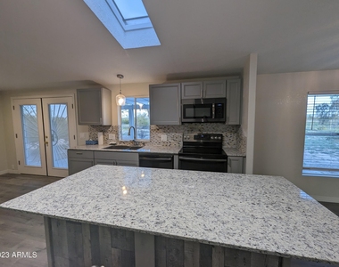 22455 E Royd Road - Photo Thumbnail 10