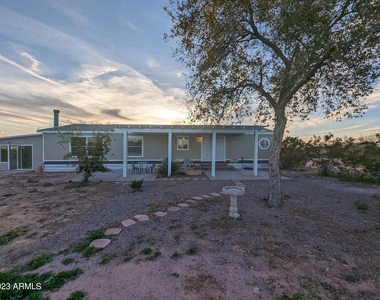 22455 E Royd Road - Photo Thumbnail 21