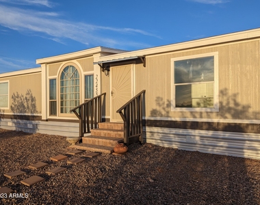 22455 E Royd Road - Photo Thumbnail 1