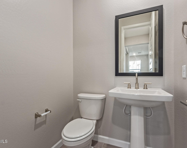 5835 E Rose Garden Lane - Photo Thumbnail 14