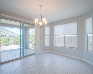 5656 W Posse Drive - Photo Thumbnail 11