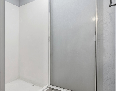 724 S Beck Avenue - Photo Thumbnail 23