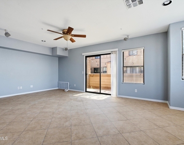 724 S Beck Avenue - Photo Thumbnail 7