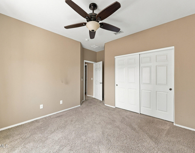 25954 W Potter Drive - Photo Thumbnail 21