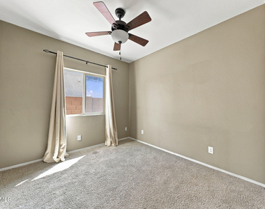 25954 W Potter Drive - Photo Thumbnail 14