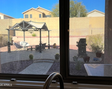 40827 N Hearst Drive - Photo Thumbnail 7