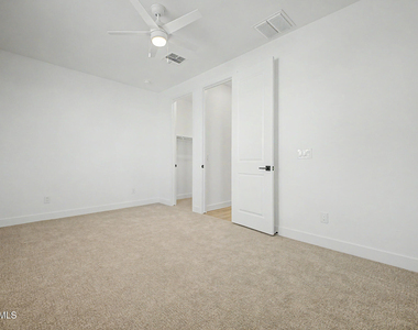 2285 S Swan Court - Photo Thumbnail 16